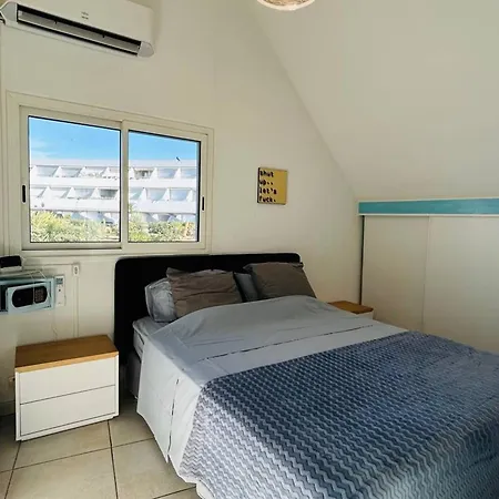 Grand Terrasse Et Vue Piscine - Fr-1-867-15 *
